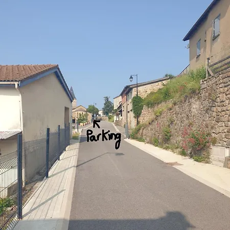 Holiday home Au Nid Nature 4-6 Pers Saint-Julien-Labrousse